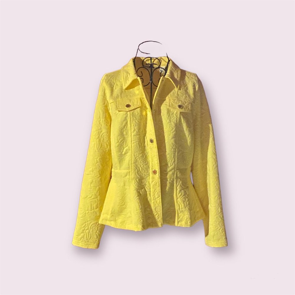 Bright Yellow Isaac Mizrahi Blazer Size Medium (WITH MEASUREMENTS)